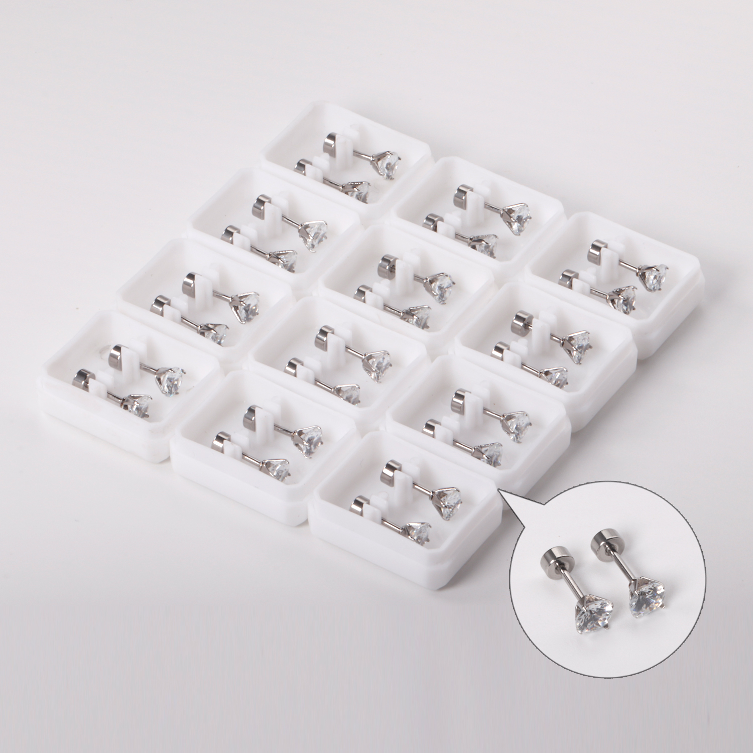 12Pair Cubic Zirconia Stud Ear - Vintage Collectibles For Sale recensie en prijs