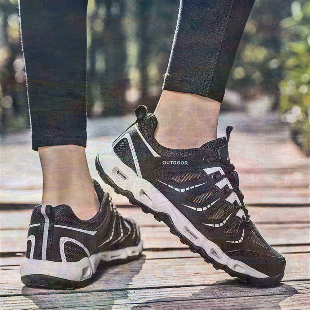 Sumer Round Tip Silver Sneaker - Small Vintage Collectible Items recensie en prijs