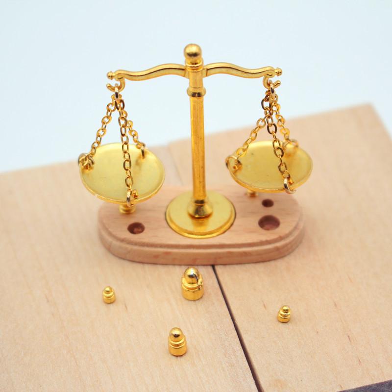 1:12 Dollhouse Vintage Balance - Vintage Collectible Dolls recensie en prijs